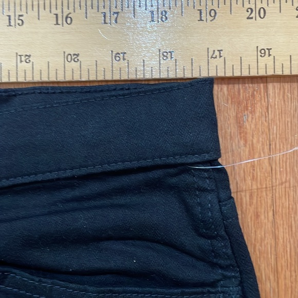 Levi’s 511 NWT Irregular Black Slim Fit Size 38 x 30 Tapered Leg Five Pockets - Picture 8 of 16